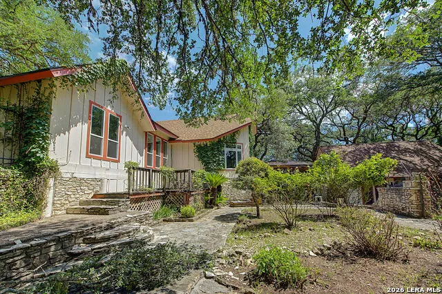 25 SHADY GROVE LN Wimberley, TX 78676