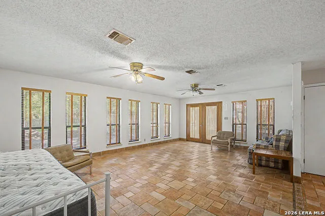 25 SHADY GROVE LN Wimberley, TX 78676