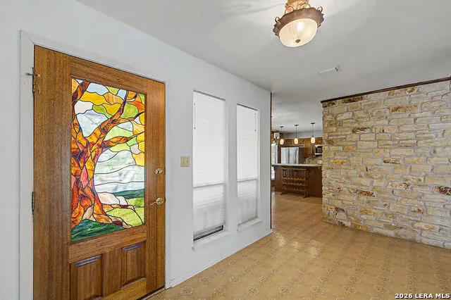 25 SHADY GROVE LN Wimberley, TX 78676