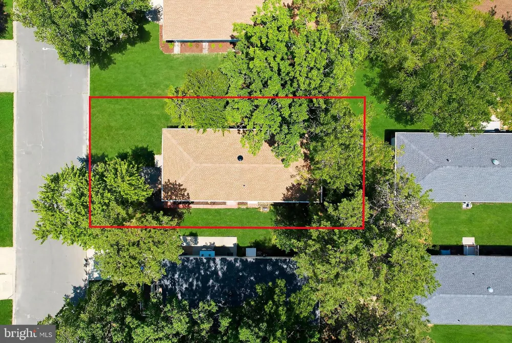 37 SYCAMORE ROAD Manahawkin, NJ 08050