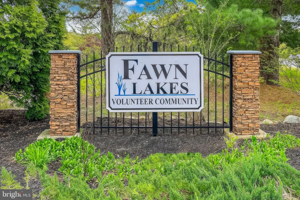 37 SYCAMORE ROAD Manahawkin, NJ 08050