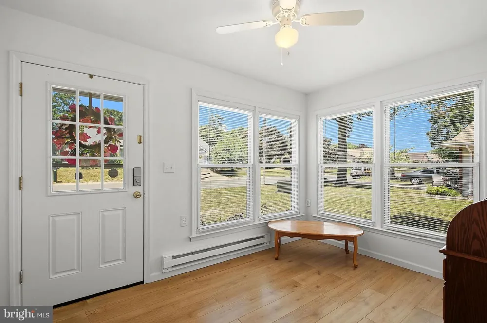 37 SYCAMORE ROAD Manahawkin, NJ 08050