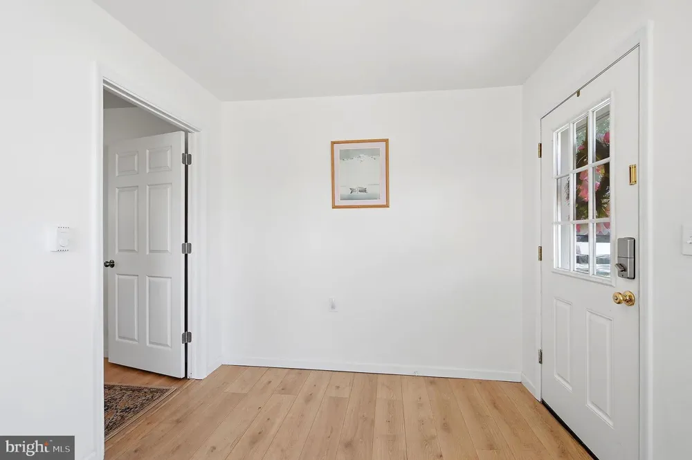 37 SYCAMORE ROAD Manahawkin, NJ 08050