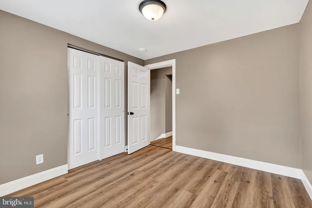 314 W SOMERDALE ROAD Somerdale, NJ 08083