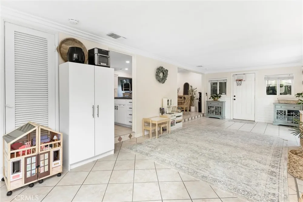 1235 W Cypress Redlands, CA 92373