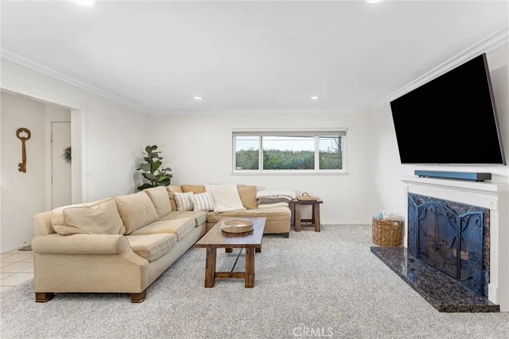 1235 W Cypress Redlands, CA 92373