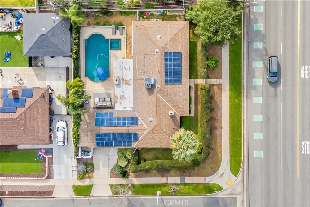 1235 W Cypress Redlands, CA 92373