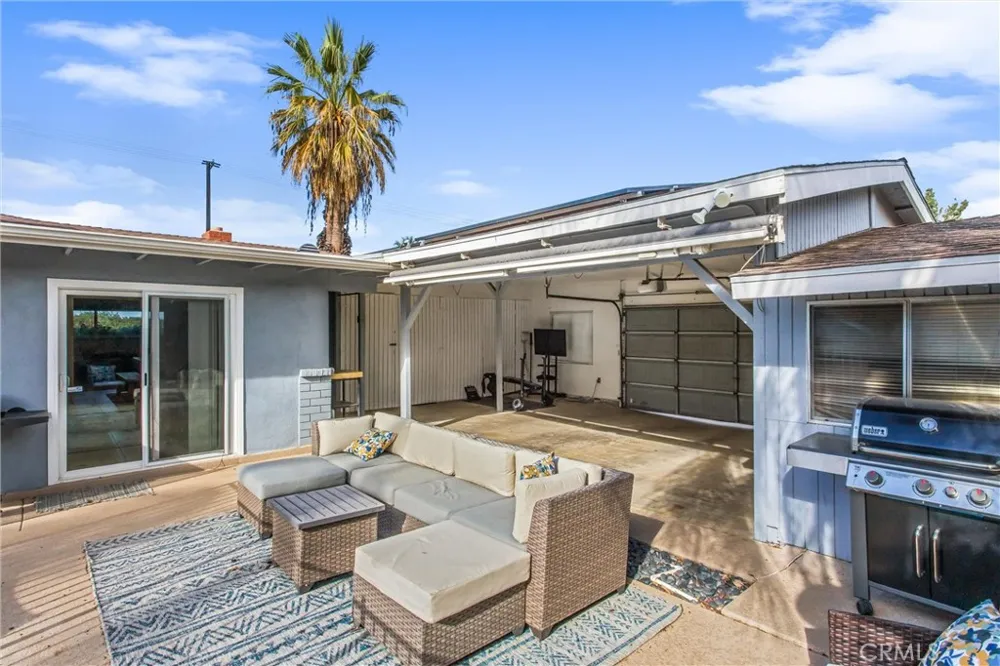 1235 W Cypress Redlands, CA 92373