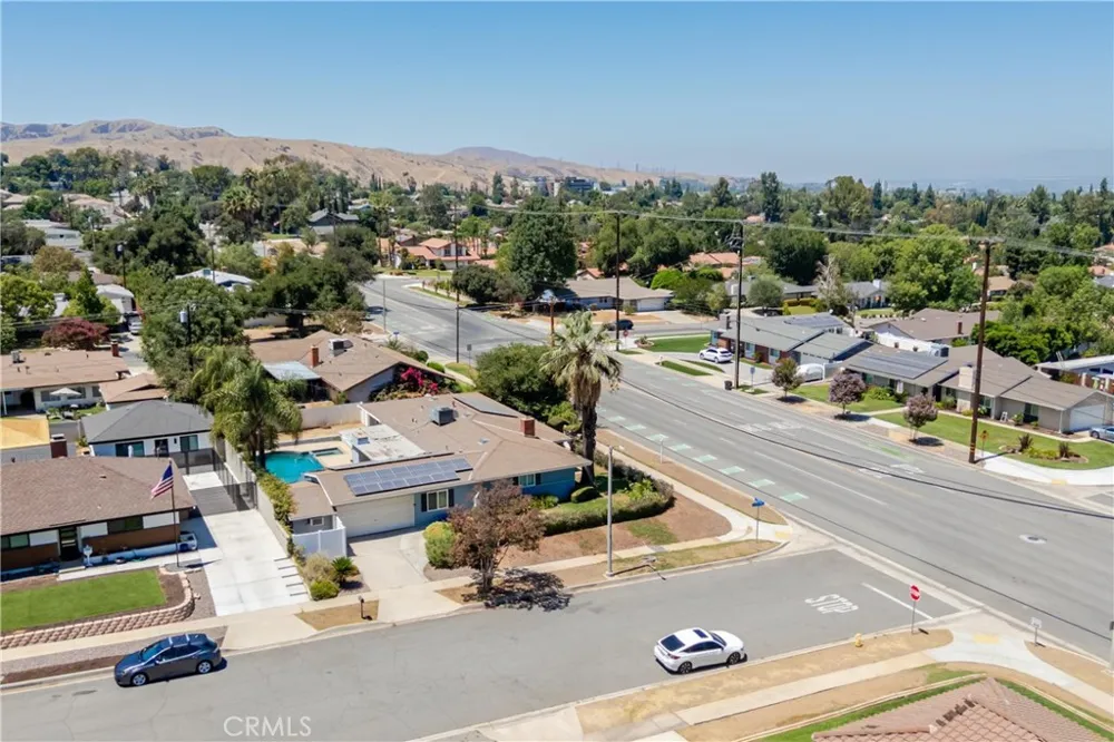 1235 W Cypress Redlands, CA 92373