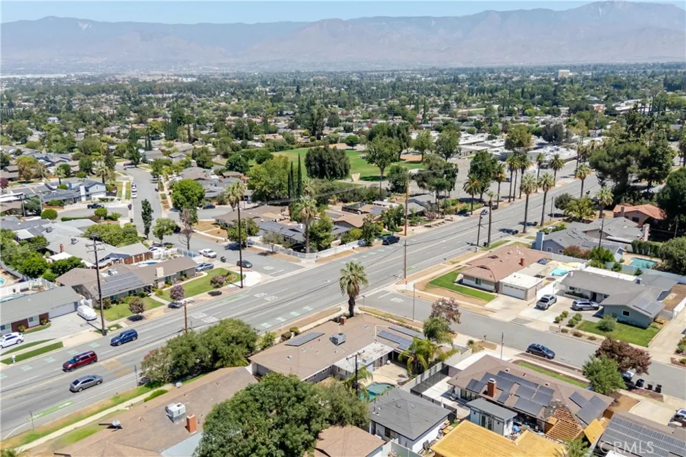 1235 W Cypress Redlands, CA 92373