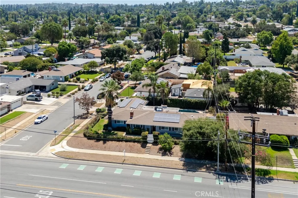 1235 W Cypress Redlands, CA 92373