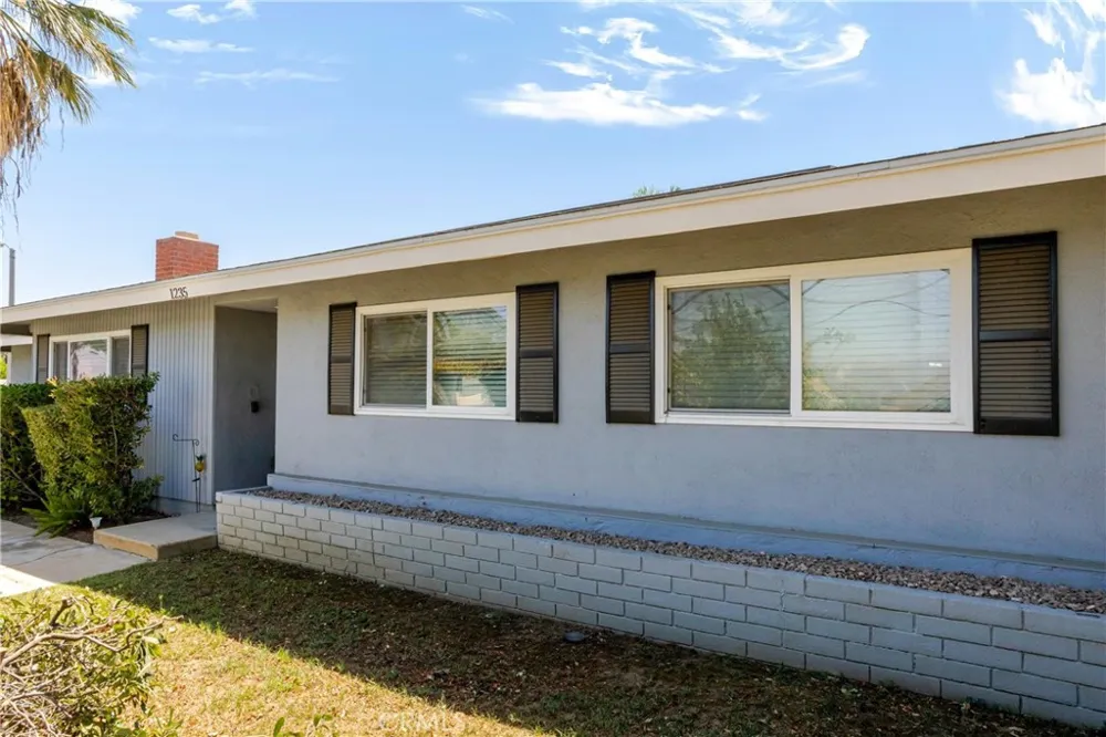 1235 W Cypress Redlands, CA 92373