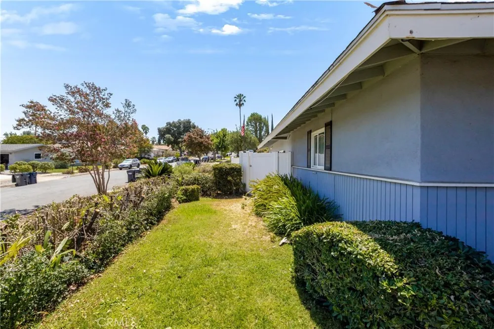 1235 W Cypress Redlands, CA 92373