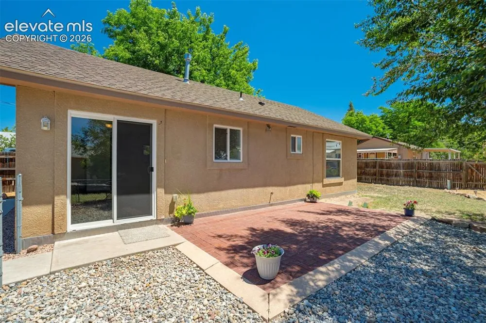 3025 Grandview Street Colorado Springs, CO 80907