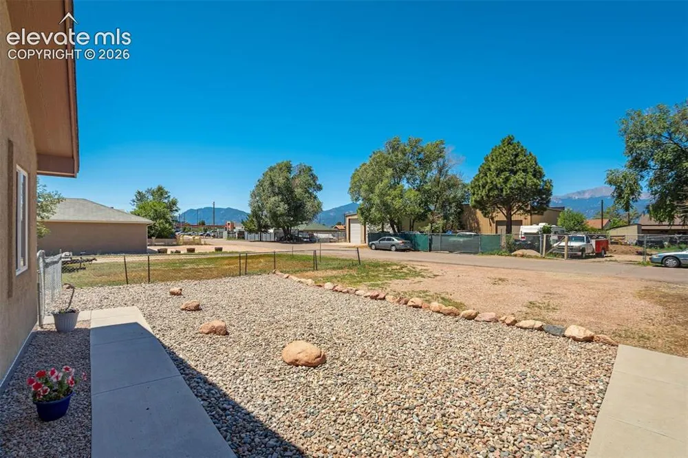 3025 Grandview Street Colorado Springs, CO 80907