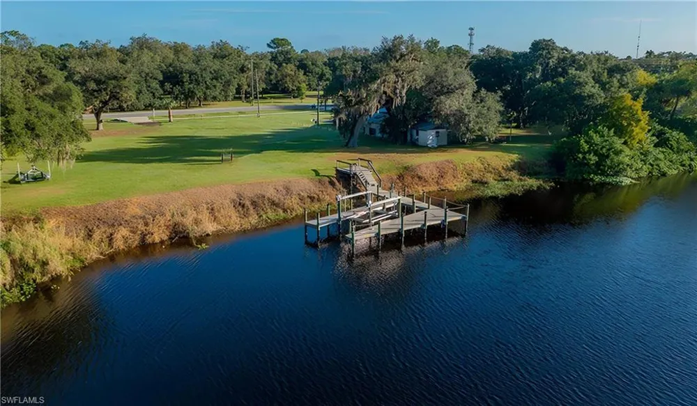 395 Old County Road 78 Labelle, FL 33935