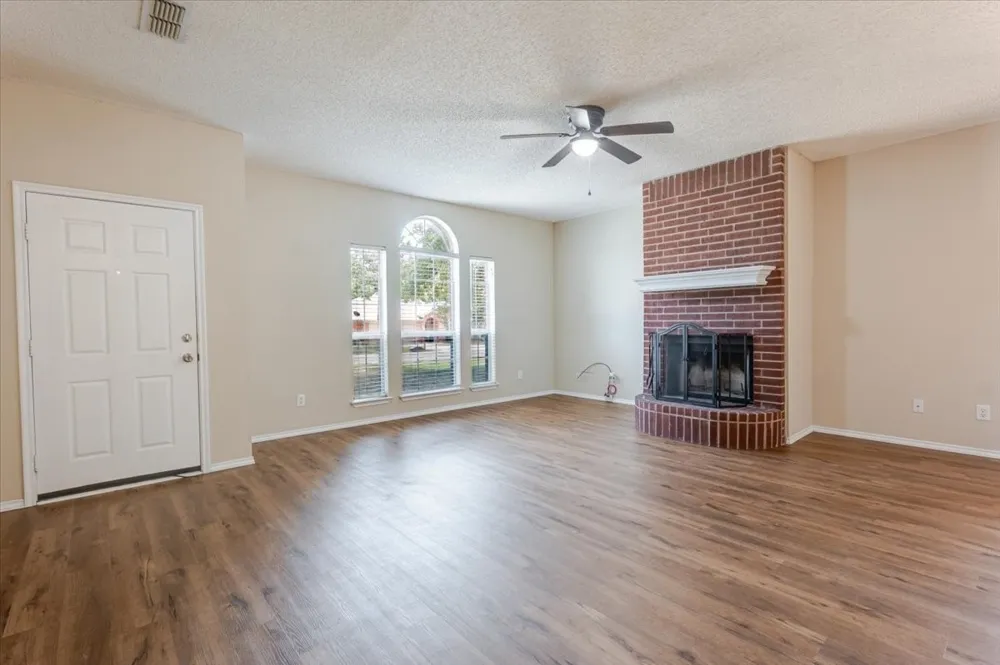 406 Redbud Lane Tolar, TX 76476