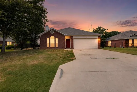 406 Redbud Lane