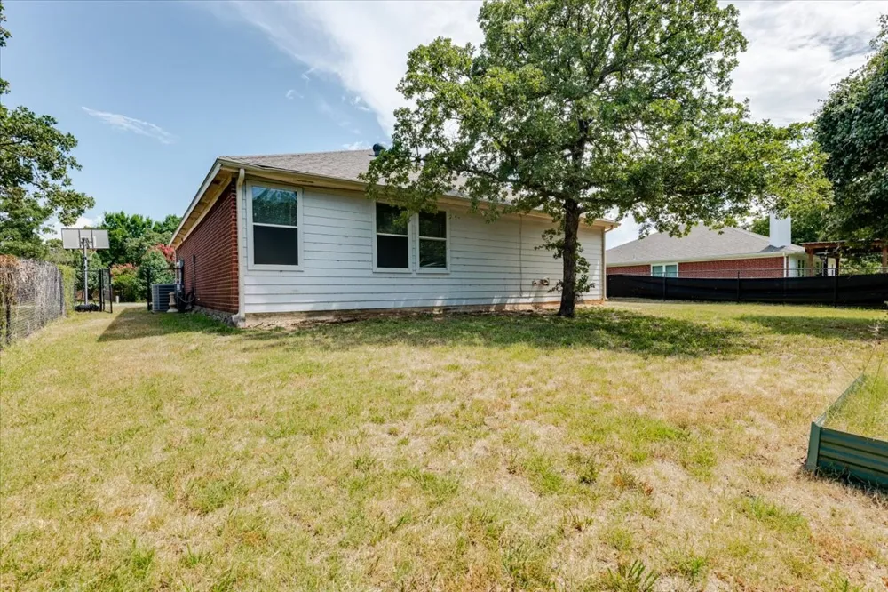 406 Redbud Lane Tolar, TX 76476