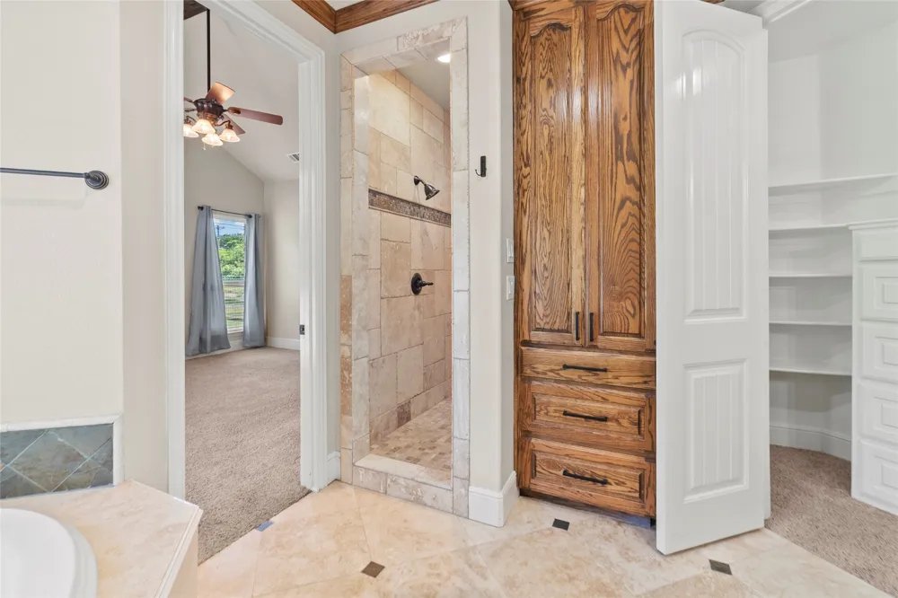 239 County Road 4105 Bonham, TX 75418