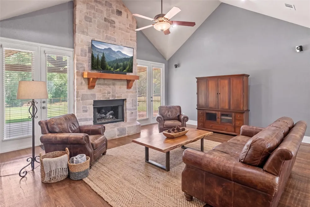 239 County Road 4105 Bonham, TX 75418