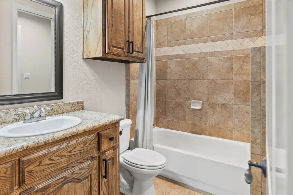 239 County Road 4105 Bonham, TX 75418