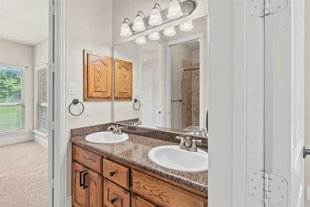 239 County Road 4105 Bonham, TX 75418