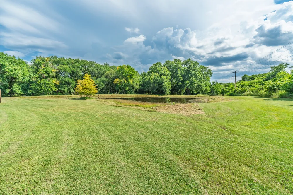 239 County Road 4105 Bonham, TX 75418