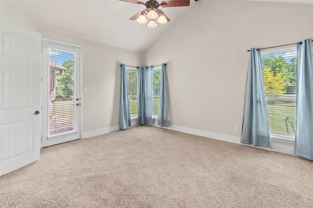 239 County Road 4105 Bonham, TX 75418