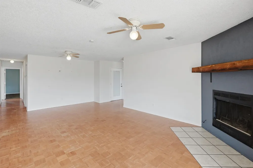7801 Wd Court Lipan, TX 76462