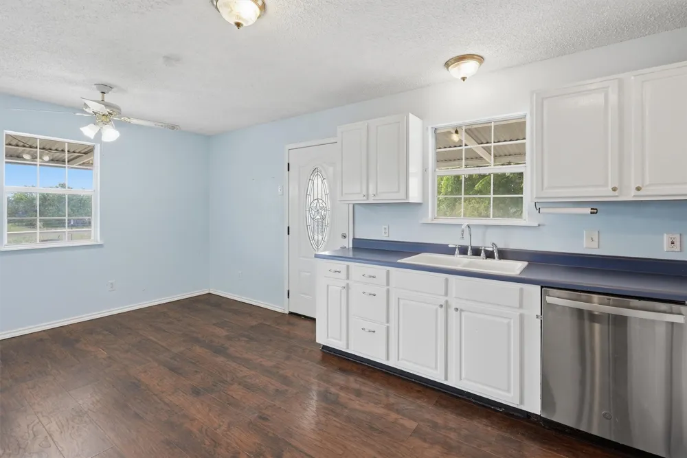 7801 Wd Court Lipan, TX 76462