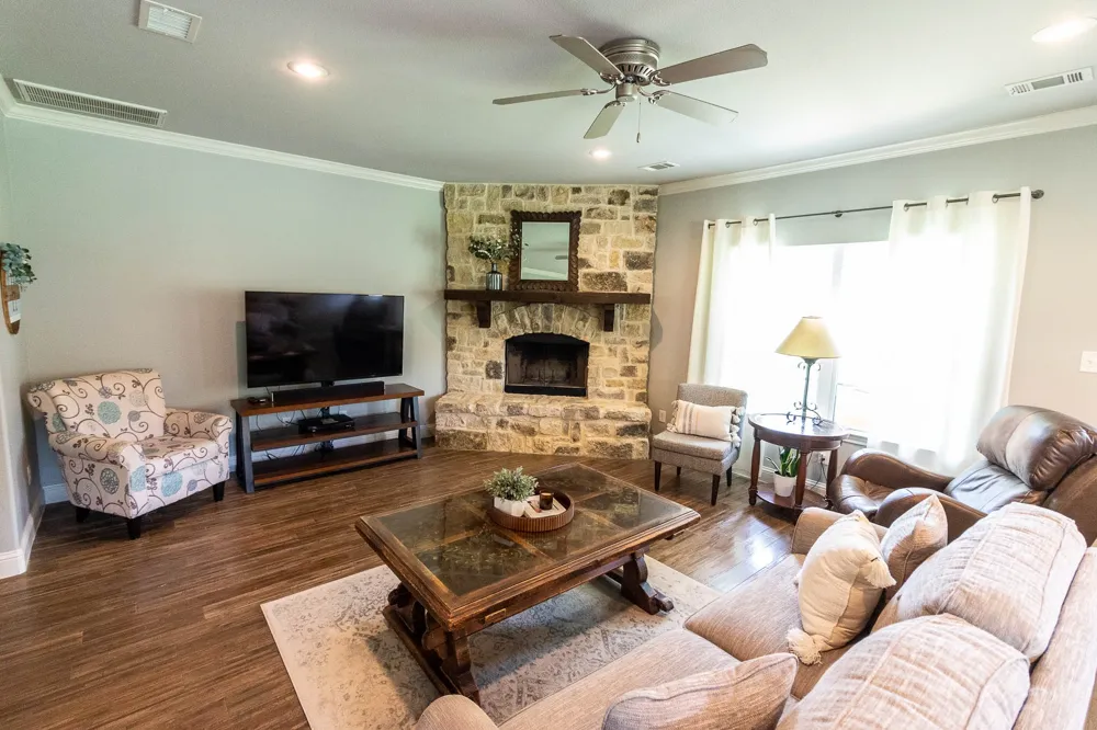 11171 Fm 3094 Scurry, TX 75158