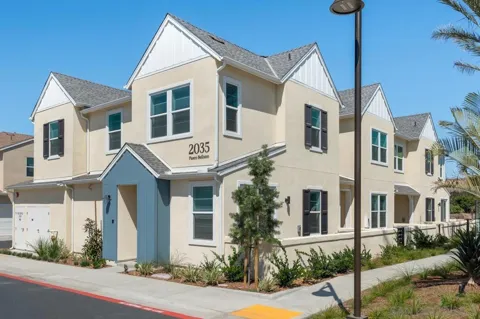 3070 Avenida Torcello ##3