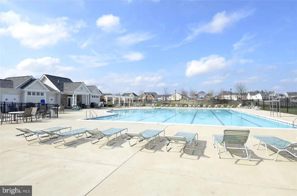 25915 KIRKWOOD SQUARE Chantilly, VA 20152
