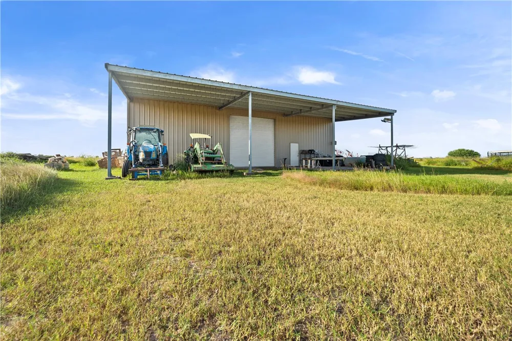 CR1196 Sinton, TX 78387