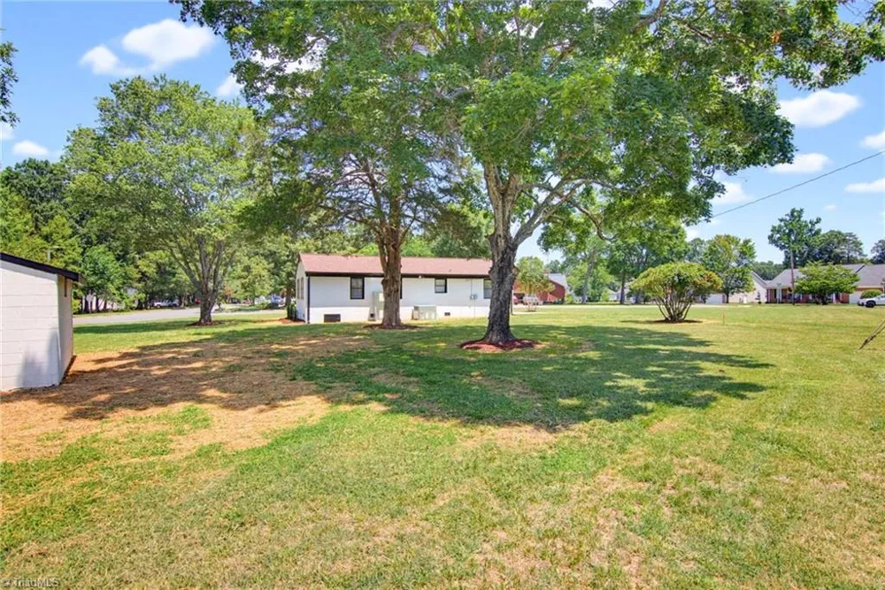 725 Forest Drive Gibsonville, NC 27249