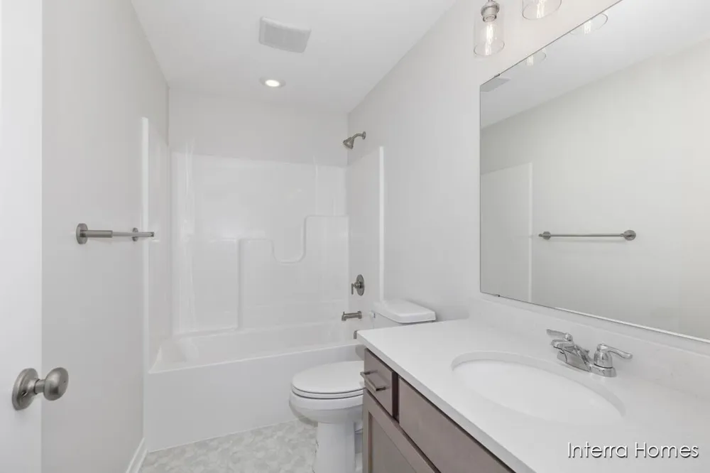 97 SW Fireside Drive SW #13 Walker City, MI 49534