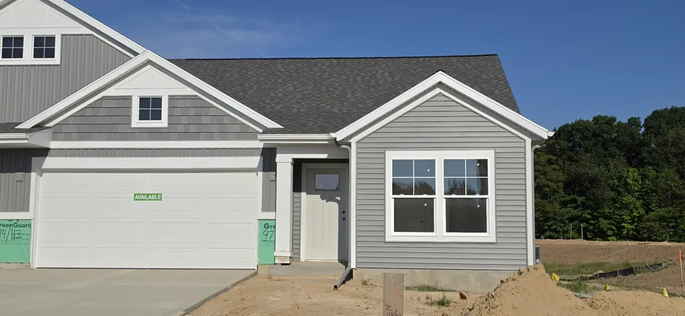 97 SW Fireside Drive SW #13 Walker City, MI 49534