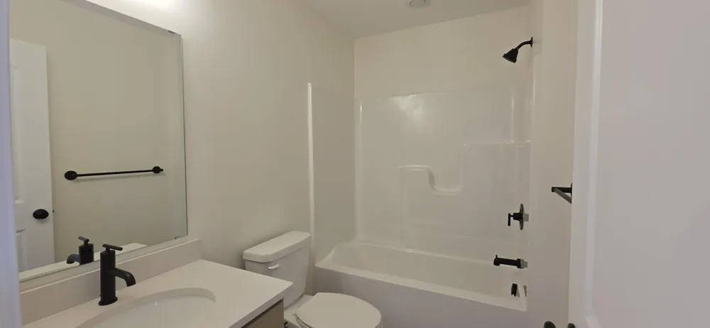 97 SW Fireside Drive SW #13 Walker City, MI 49534