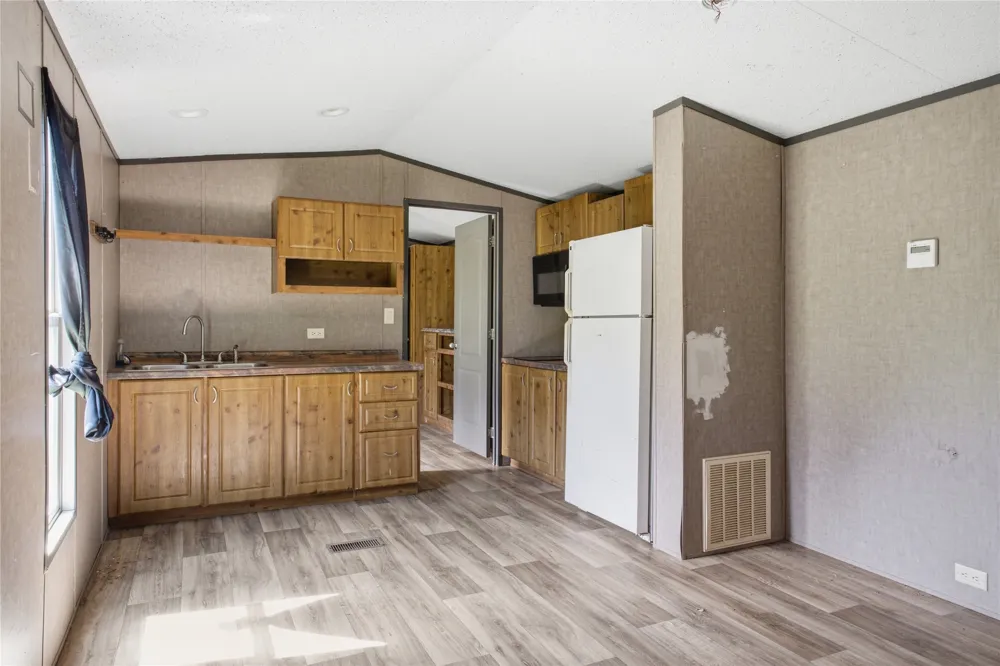 740 E Marshall Avenue Cooper, TX 75432