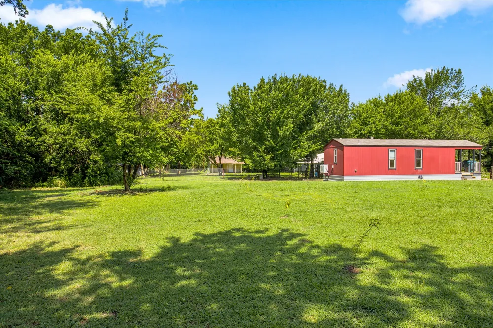740 E Marshall Avenue Cooper, TX 75432