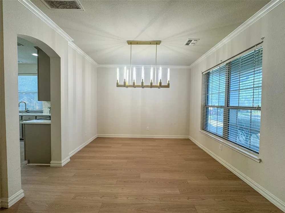 403 Rock Rose Drive Duncanville, TX 75137