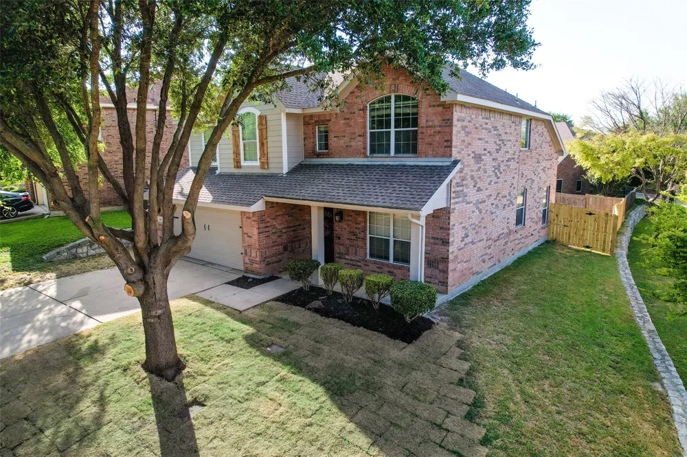 403 Rock Rose Drive Duncanville, TX 75137