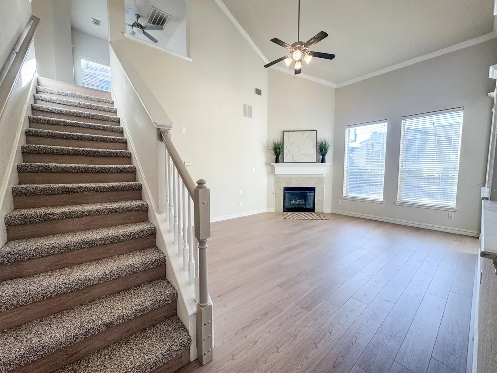 403 Rock Rose Drive Duncanville, TX 75137