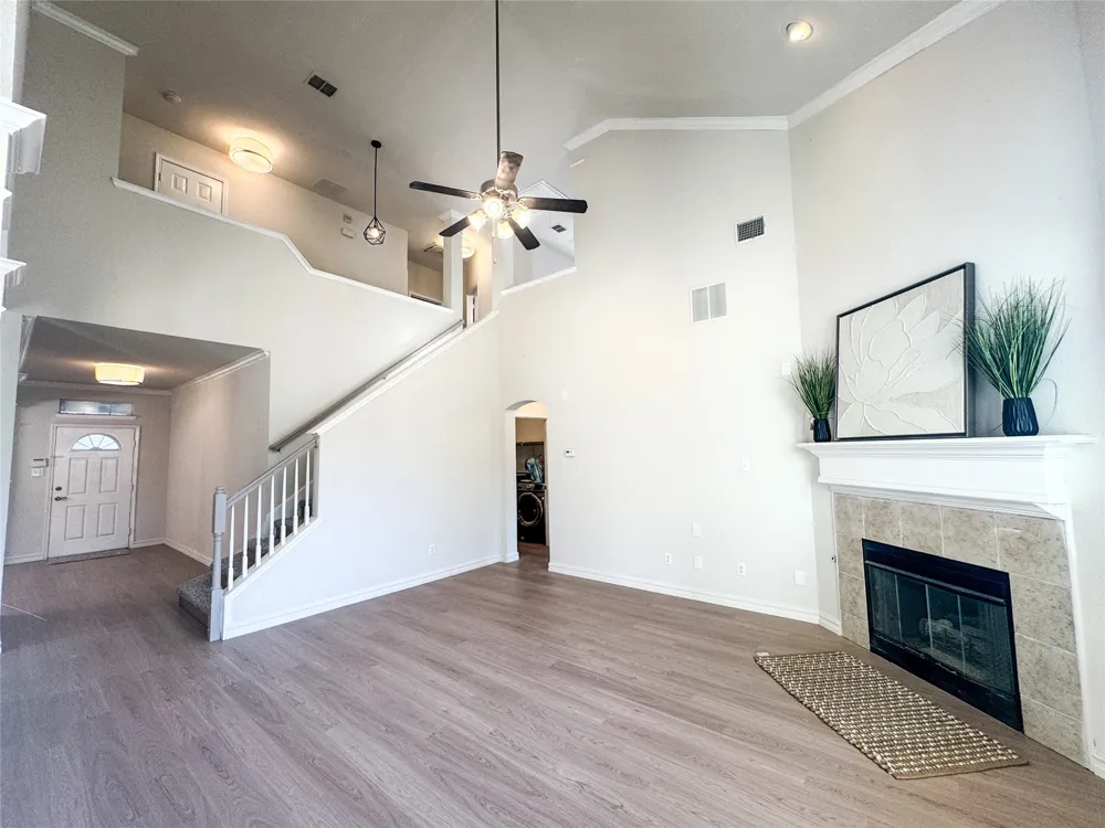403 Rock Rose Drive Duncanville, TX 75137