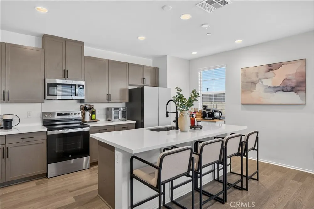 2212 Baldridge Canyon Court Highland, CA 92346