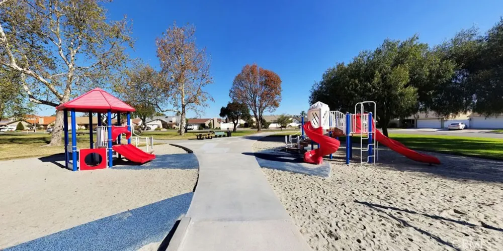 18645 Plumosa Fountain Valley, CA 92708