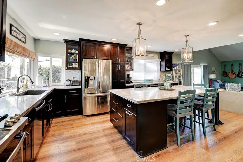 18645 Plumosa Fountain Valley, CA 92708
