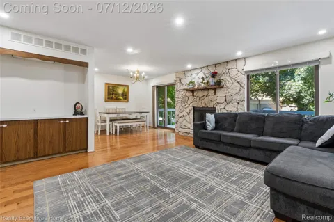 1077 Willow Grove Court