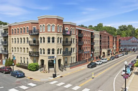 350 Main Street #446